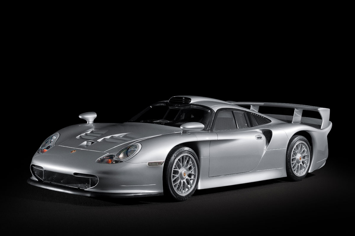 Porsche 911 GT1 RM Auctions 2012 Wallpaper