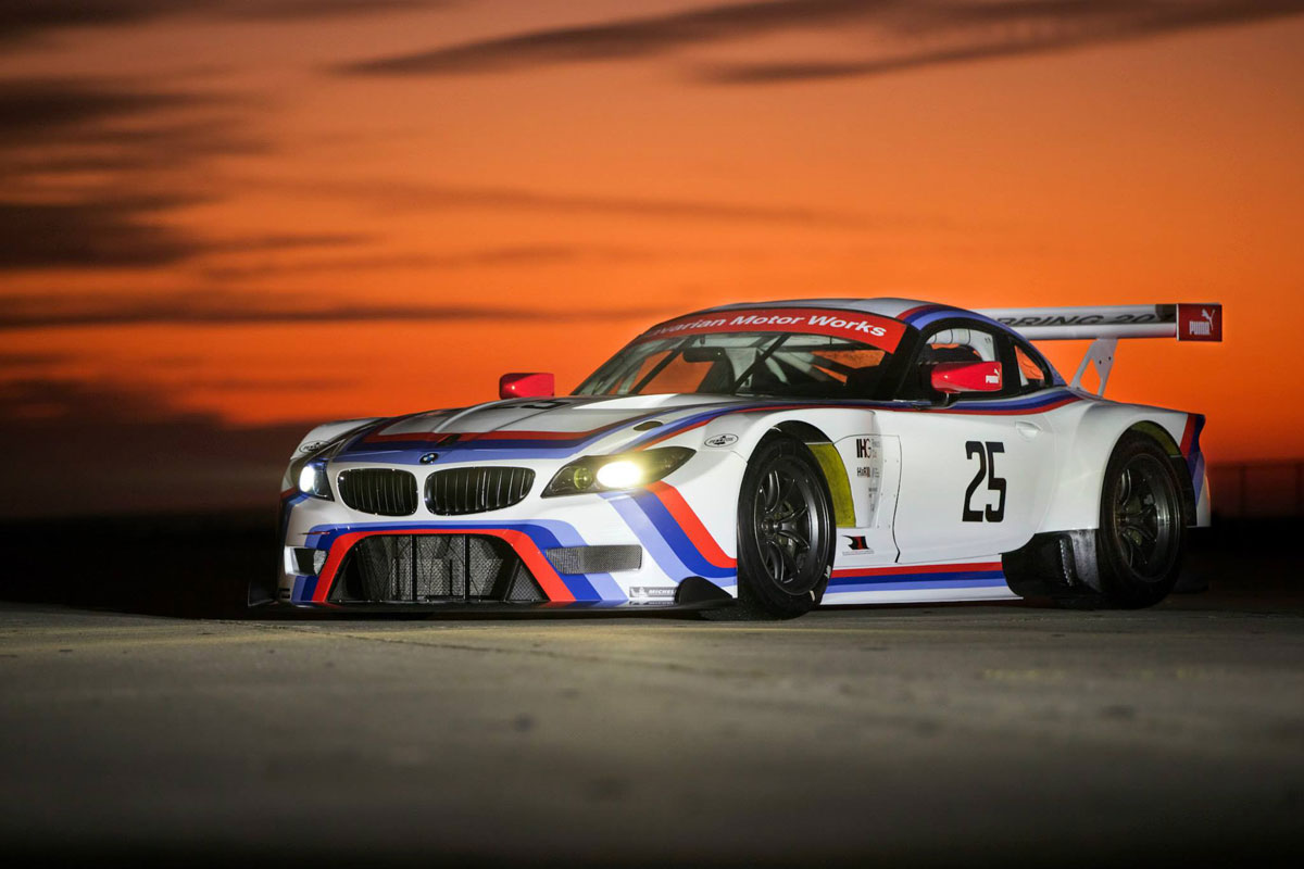 BMW Z4 GTLM meets BMW 3.0 CSL 2015