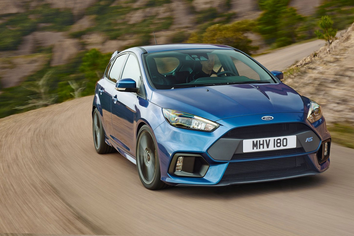 Ford-Focus-RS-2015-(2)