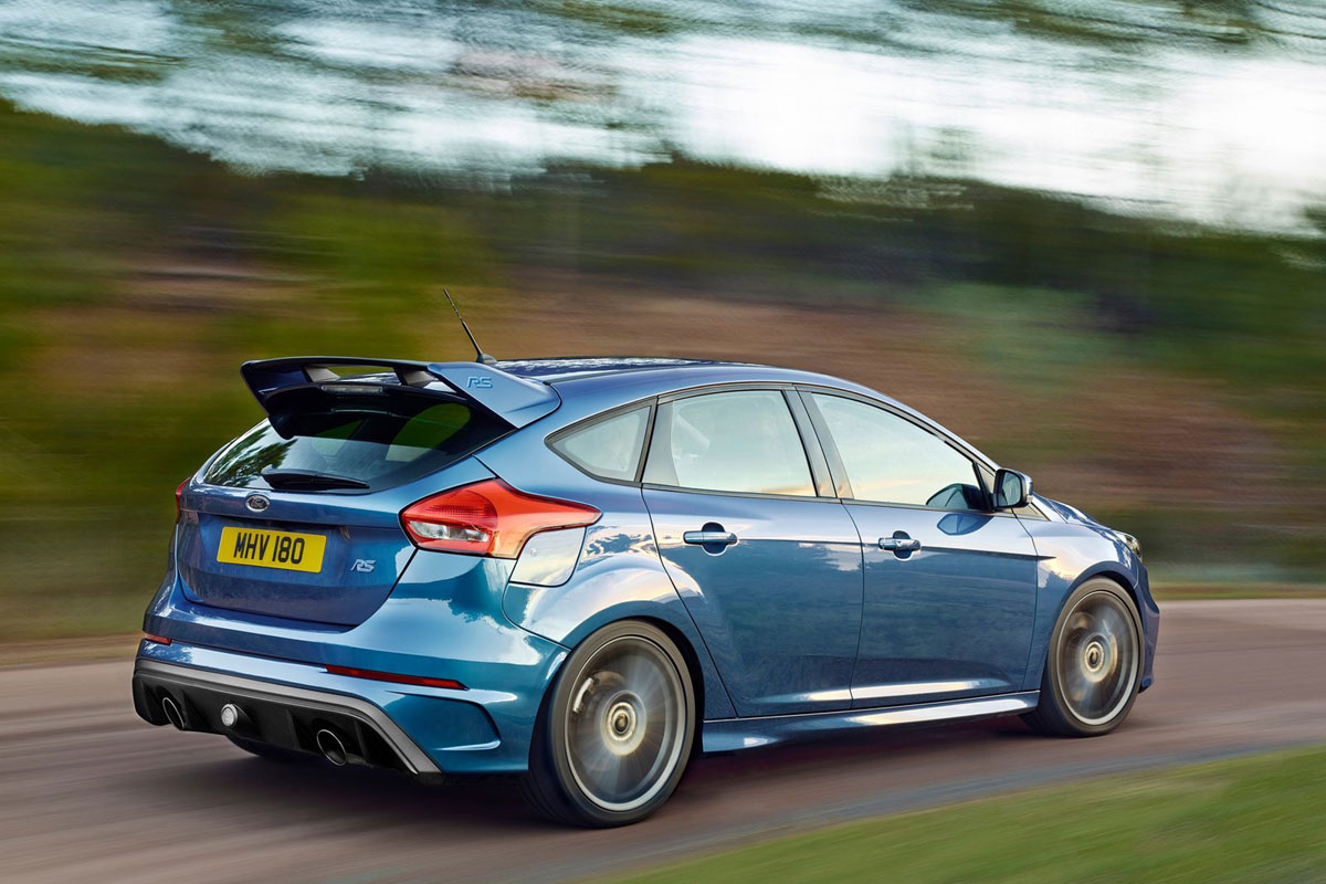 Ford-Focus-RS-2015-(4)