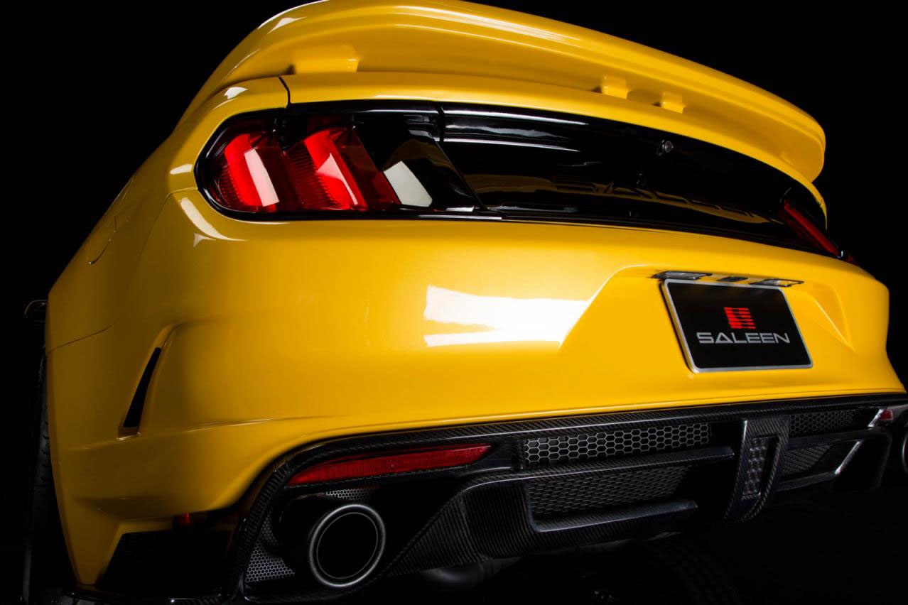 Ford Mustang Saleen S302 Black Label 2015