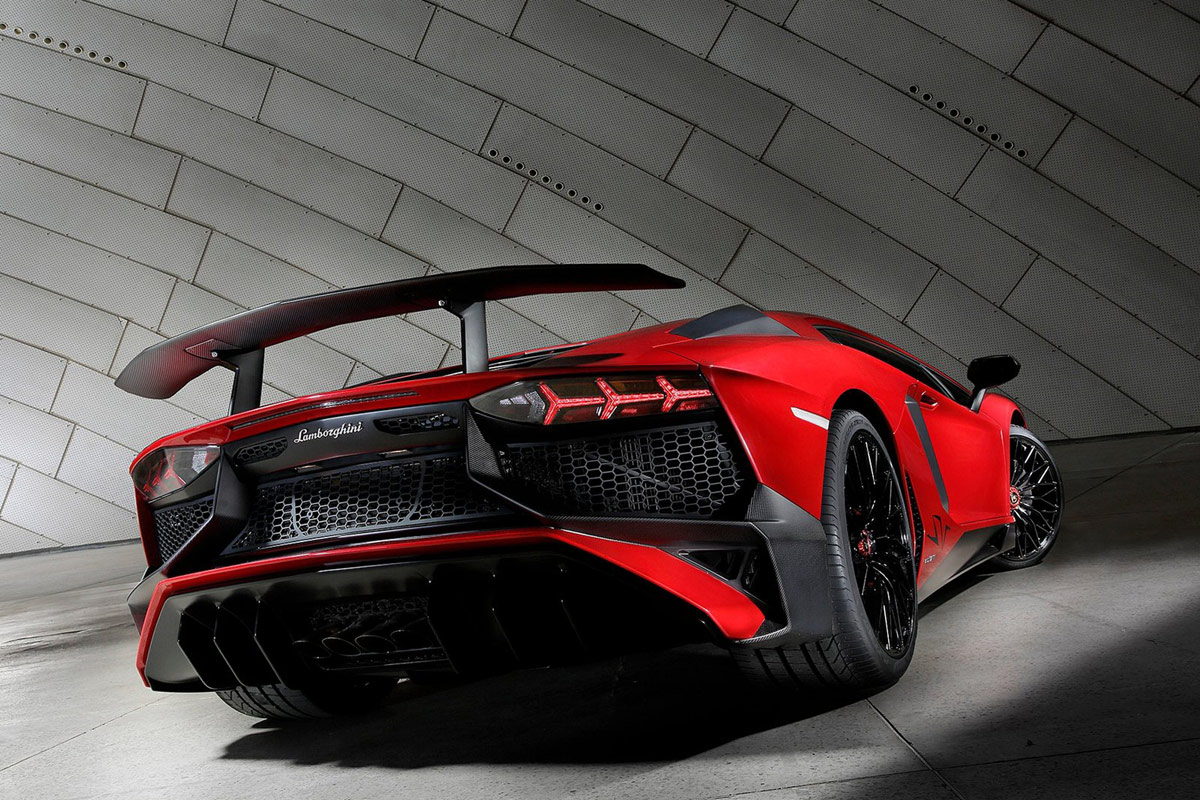 Lamborghini Aventador LP750-4 SV