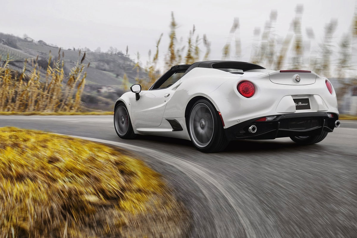 Alfa-Romeo-4C-Spider-(10)