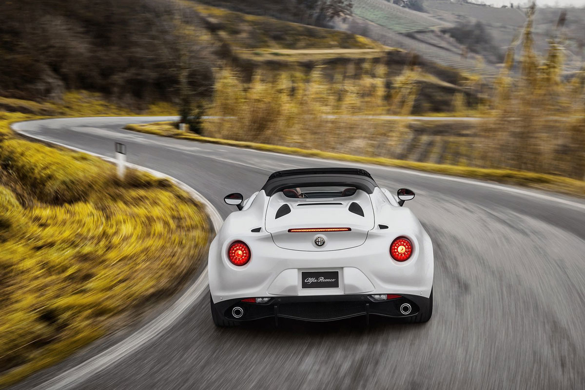 Alfa-Romeo-4C-Spider-(14)