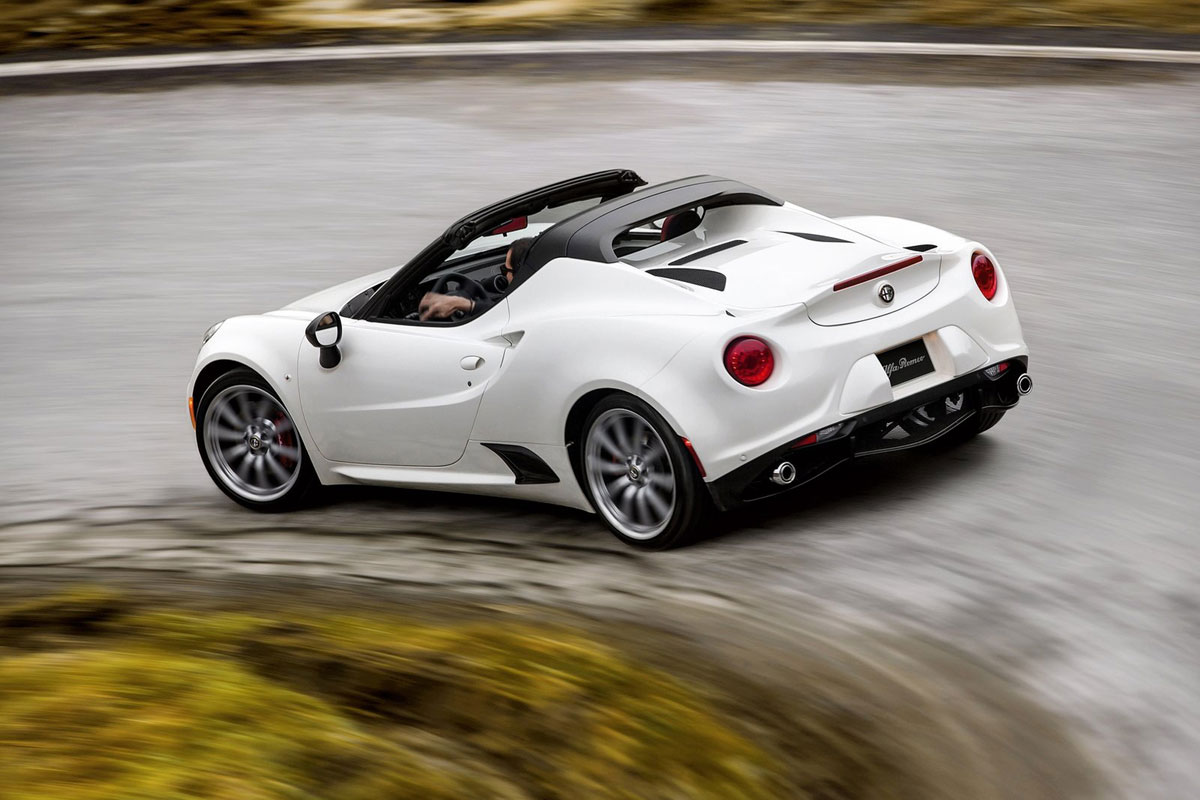 Alfa-Romeo-4C-Spider-(49)