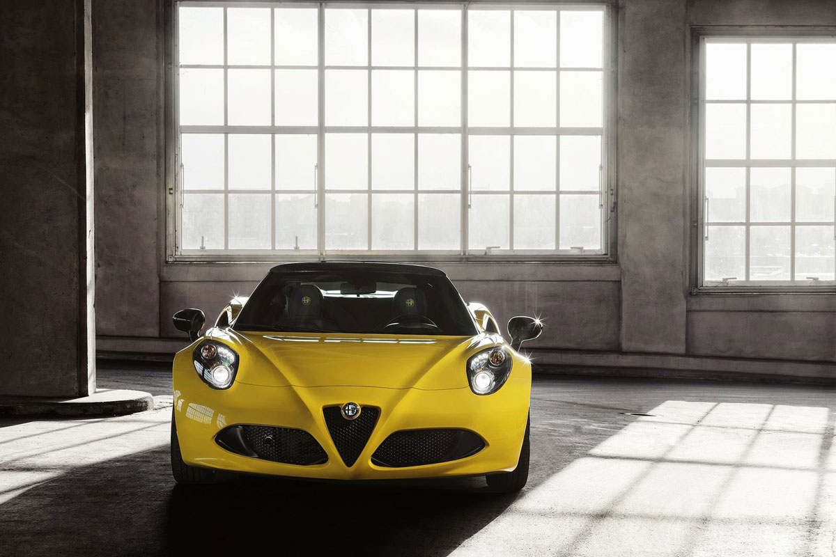 Alfa-Romeo-4C-Spider-(53)