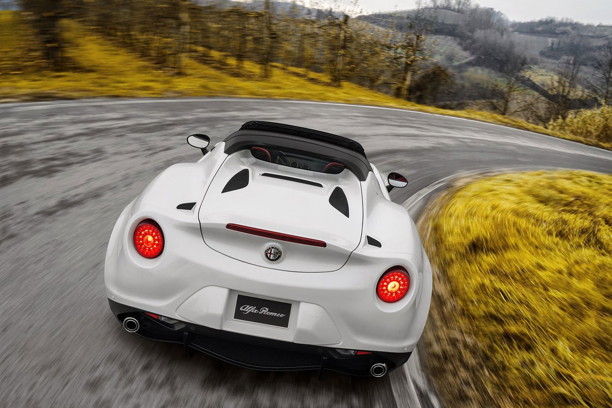 Alfa-Romeo-4C-Spider-(57)