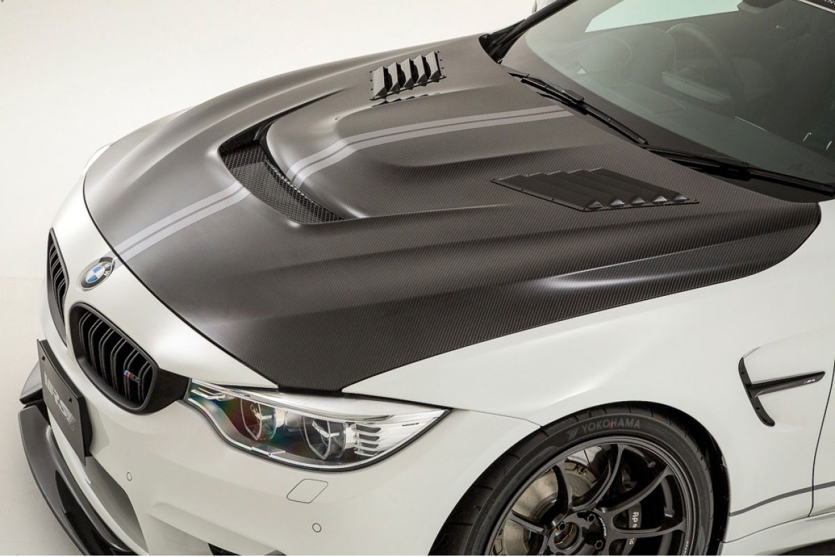 BMW M4 Coupe Varis Bodykit 2015