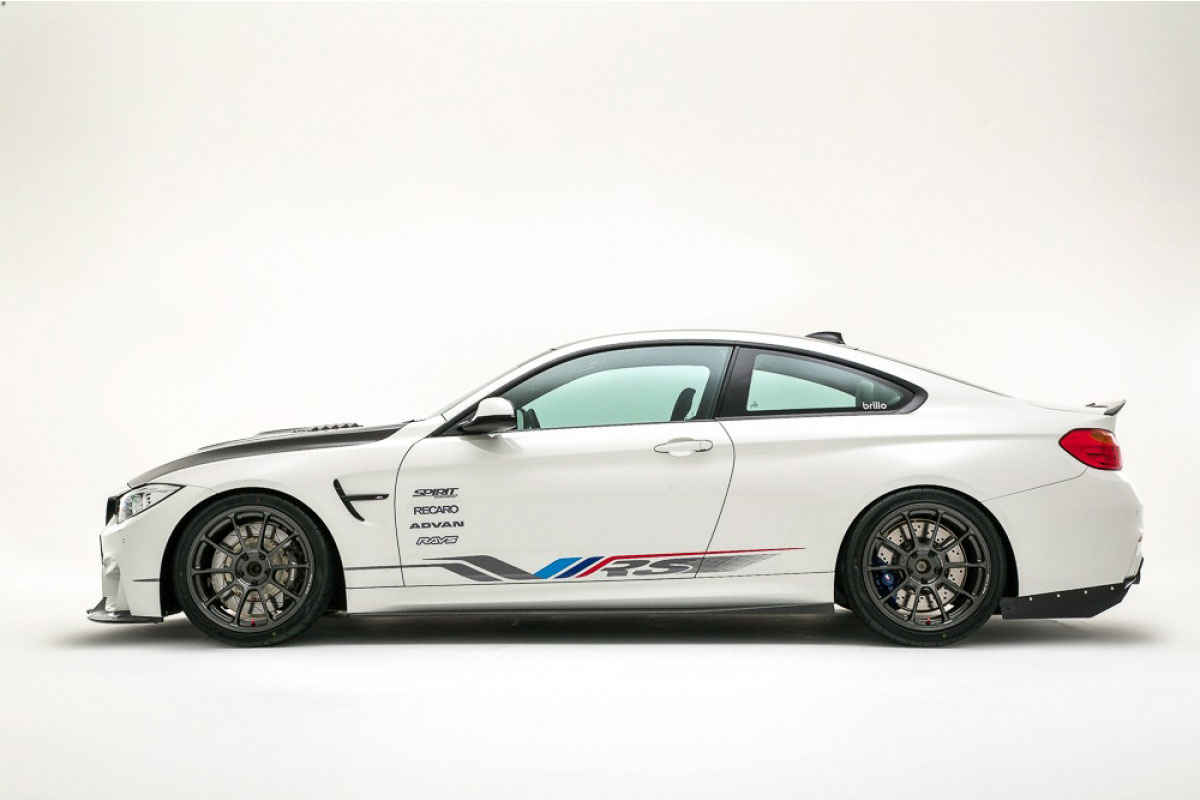 BMW M4 Coupe Varis Bodykit 2015