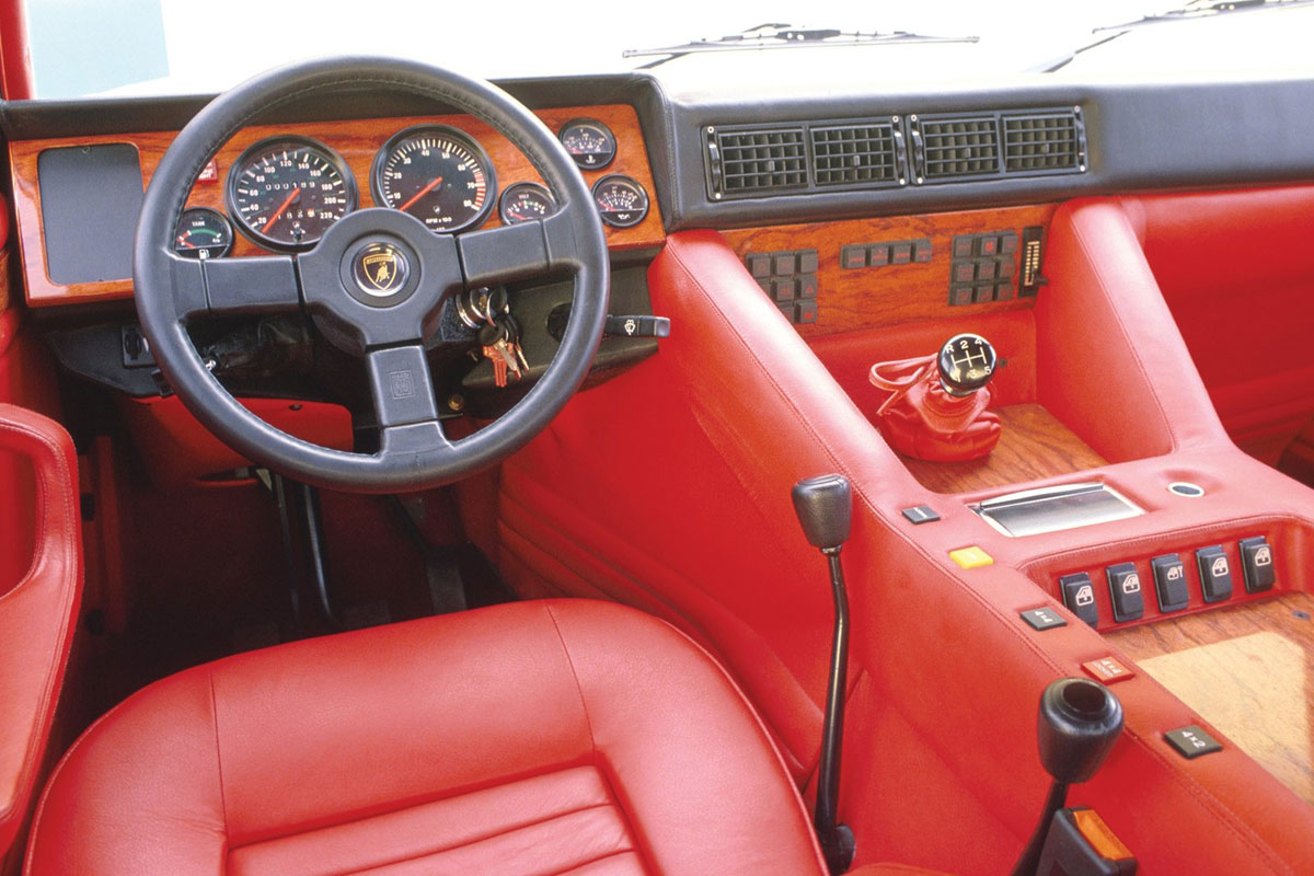 Lamborghini LM002 1986