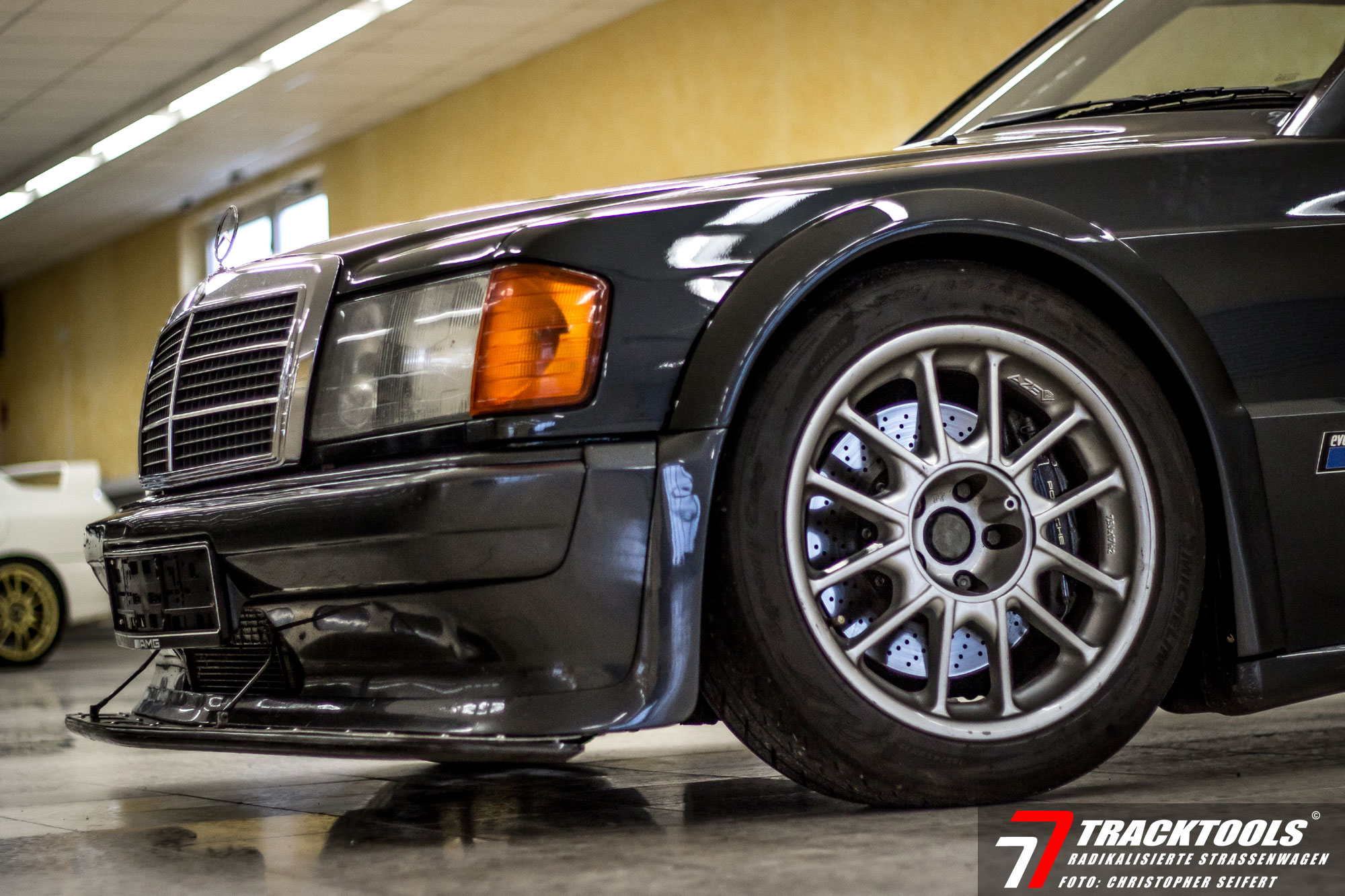 Mercedes 190 E 2.5-16 Evolution 1