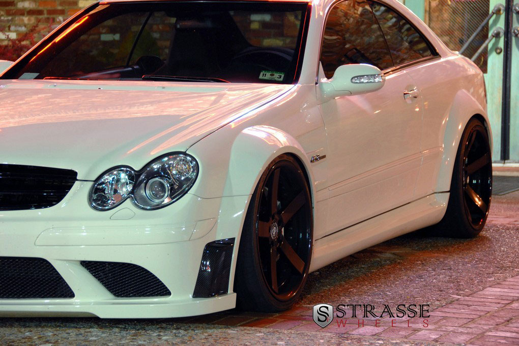 Mercedes CLK 63 AMG Black Series Evosport