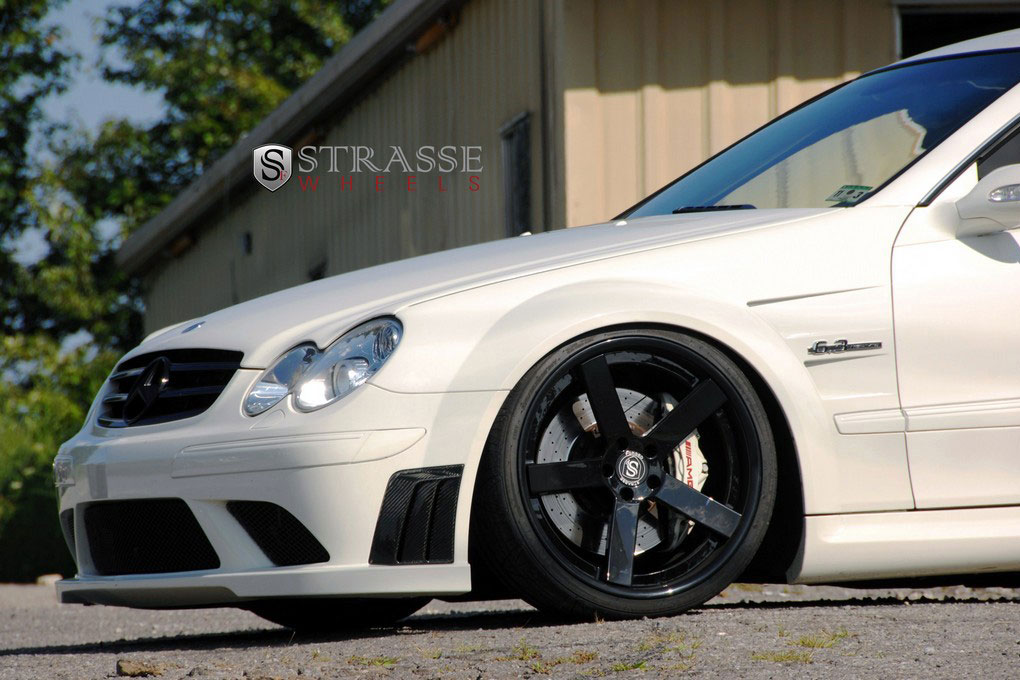 Mercedes CLK 63 AMG Black Series Evosport