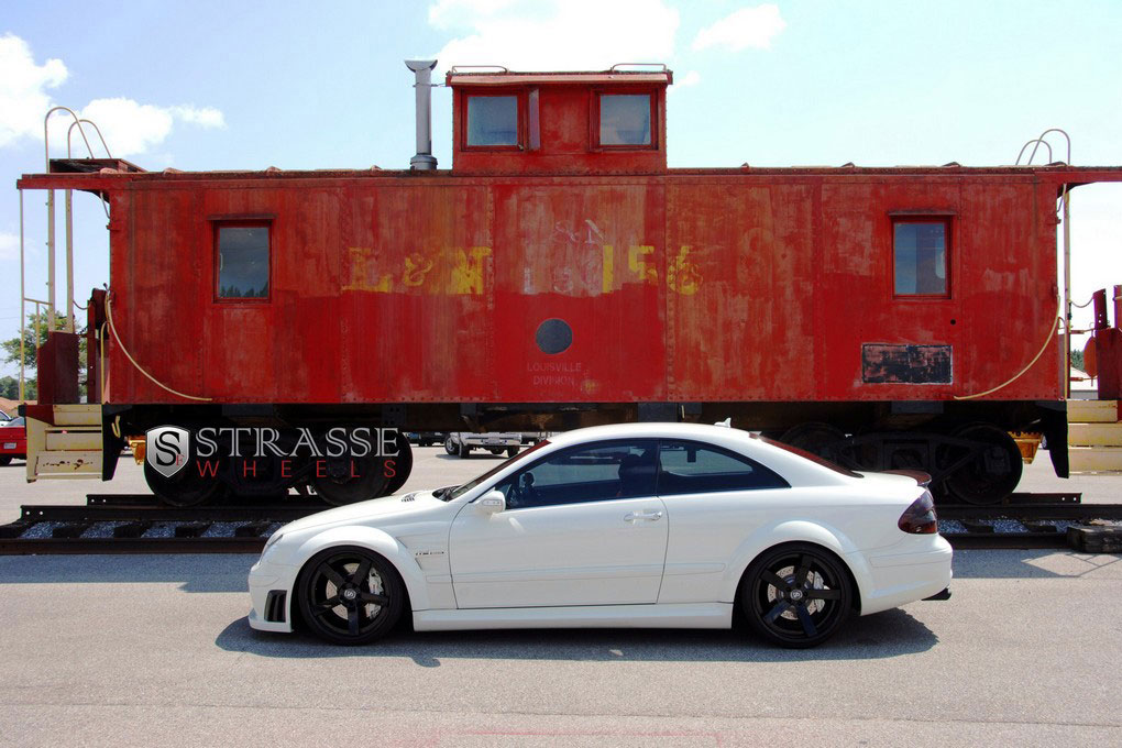 Mercedes CLK 63 AMG Black Series Evosport