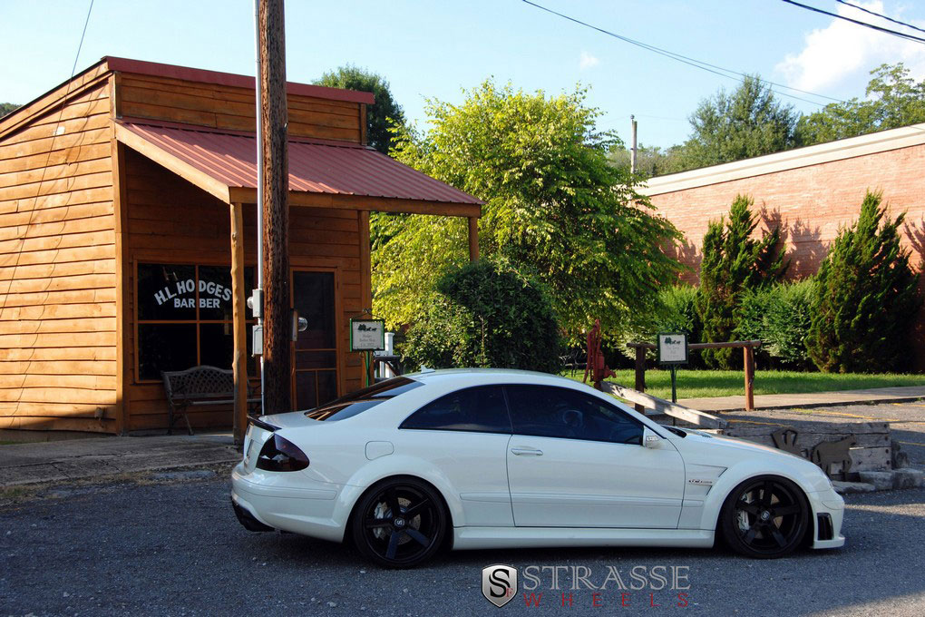 Mercedes CLK 63 AMG Black Series Evosport