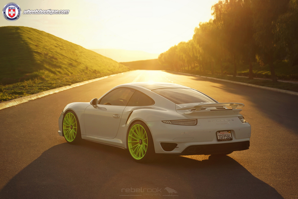 Porsche 911 turbo S Wheelsboutique 2015 (22)