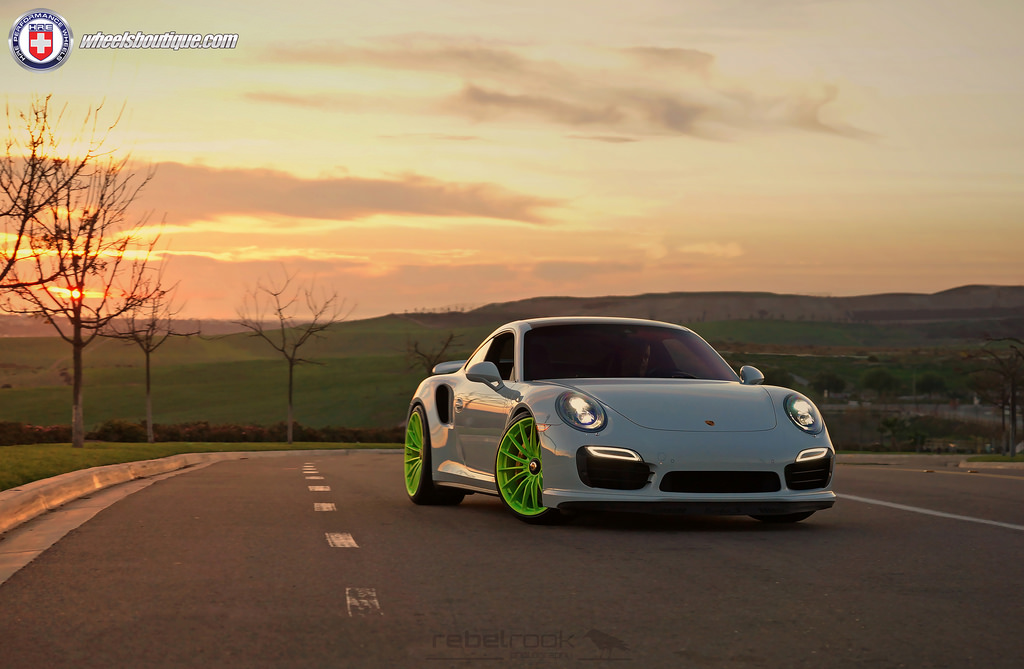 Porsche 911 turbo S Wheelsboutique 2015 (24)