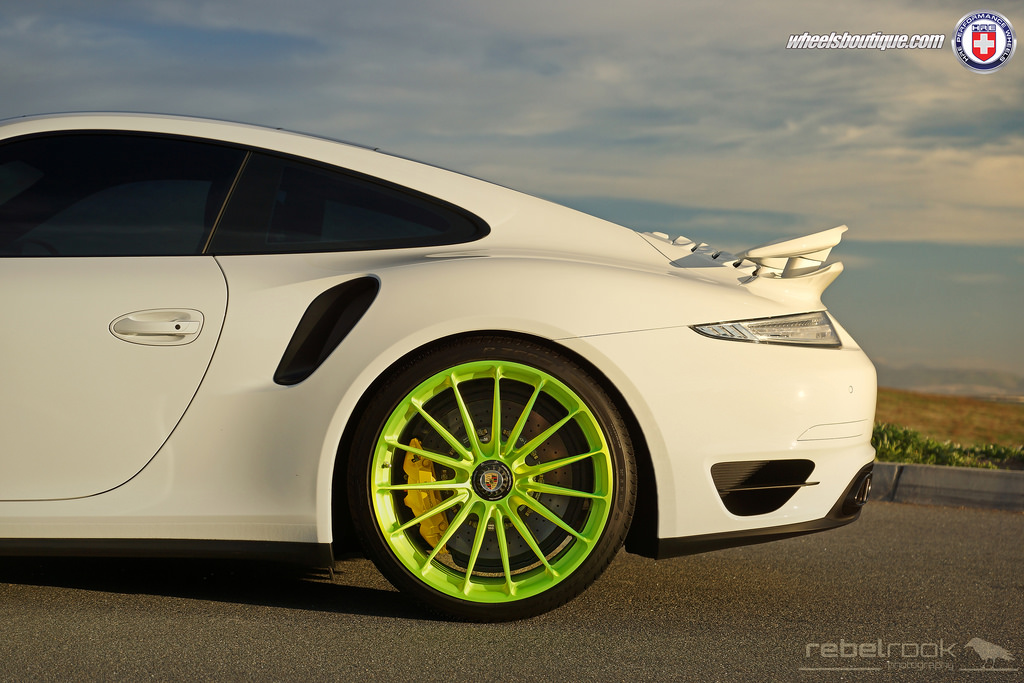 Porsche 911 turbo S Wheelsboutique 2015 (27)