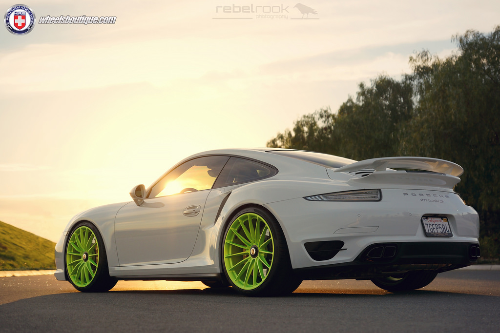 Porsche 911 turbo S Wheelsboutique 2015 (30)