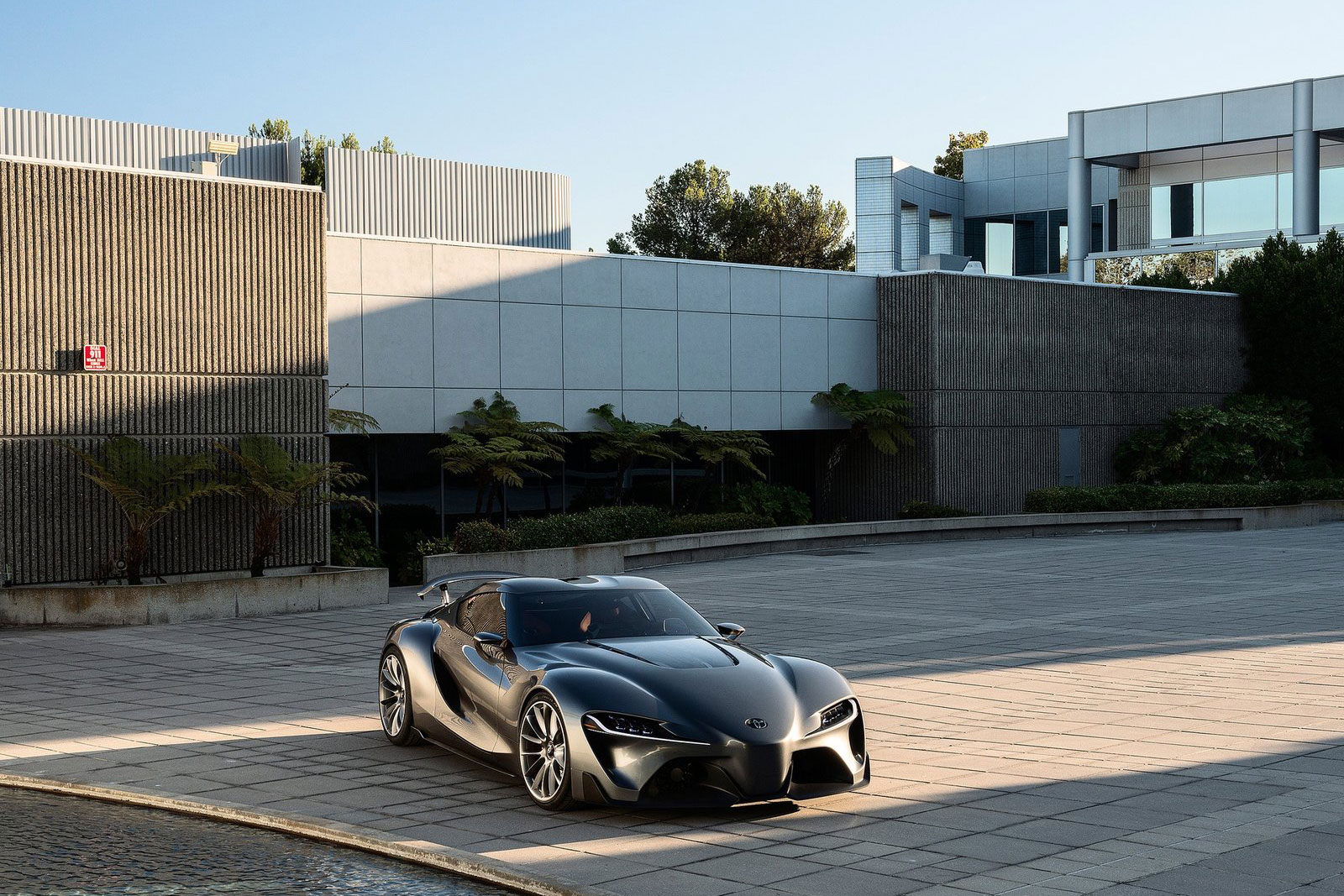 Toyota FT-1 Graphite Concept 2014