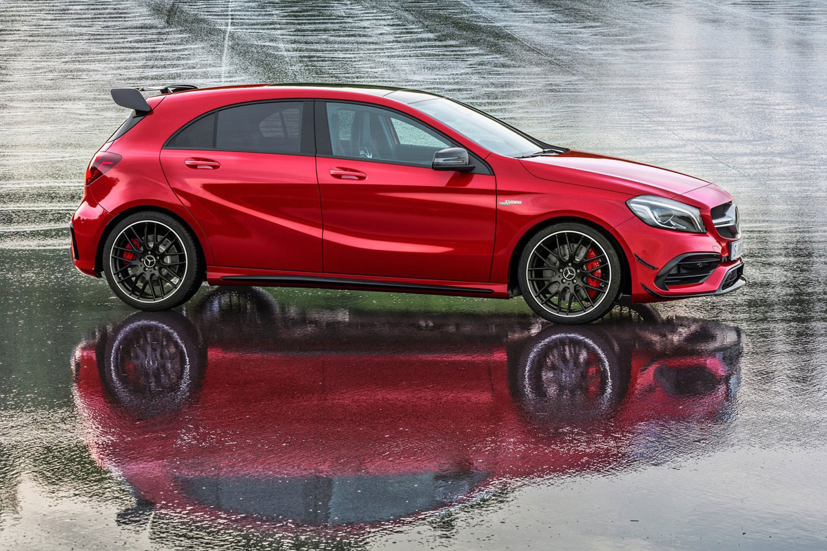 Mercedes A 45 AMG 2015