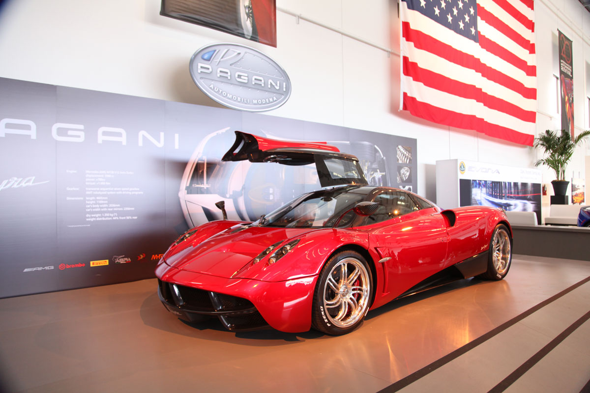 Pagani Huayra 2011