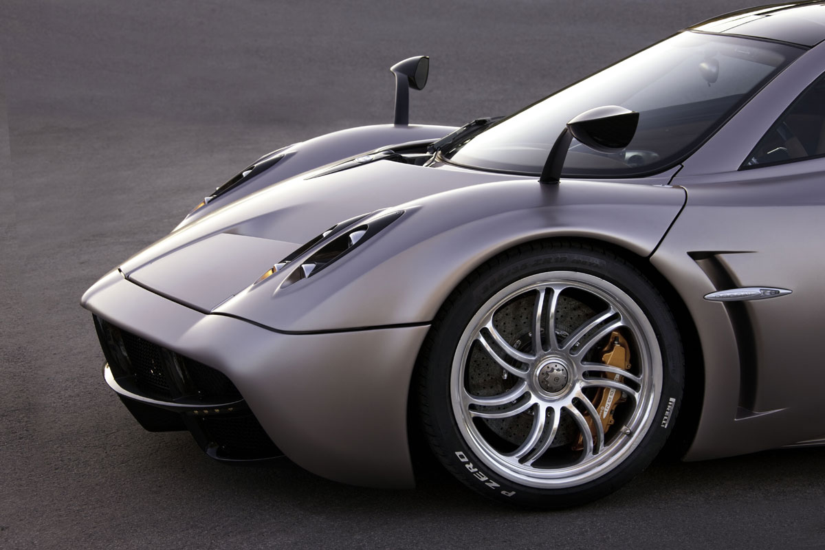 Pagani Huayra 2011