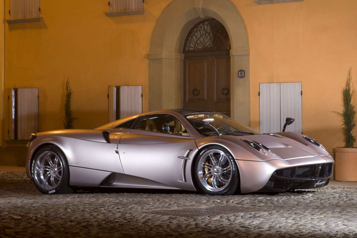 Pagani Huayra 2011