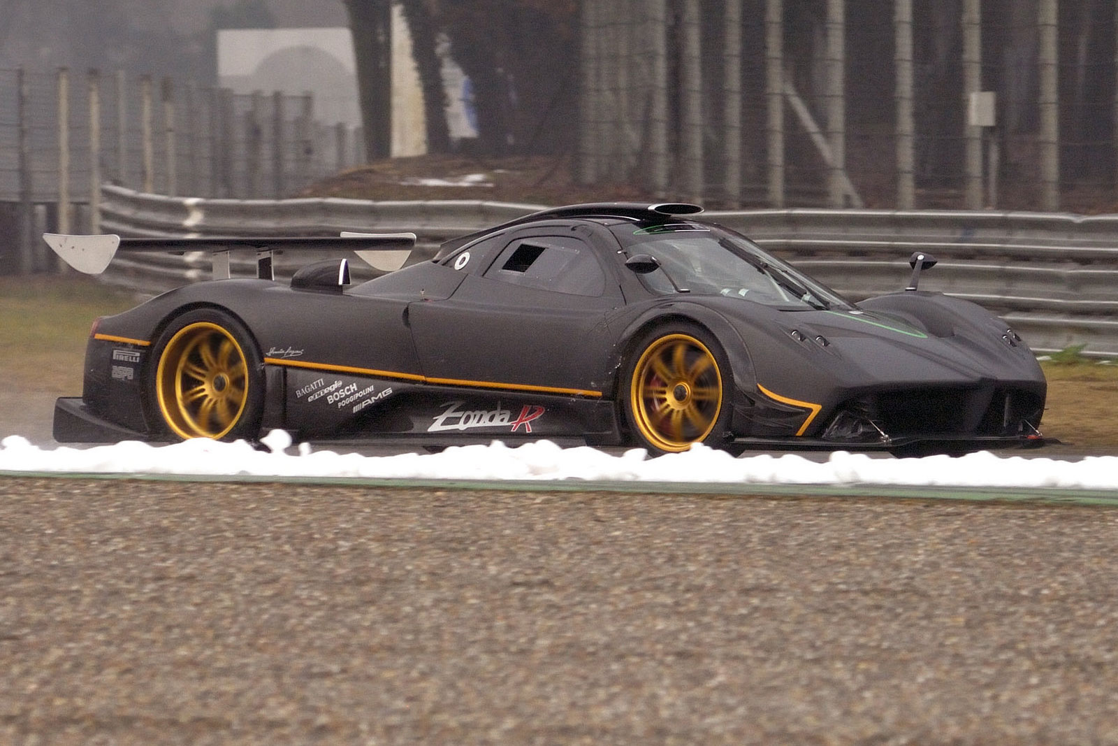 Pagani Zonda R