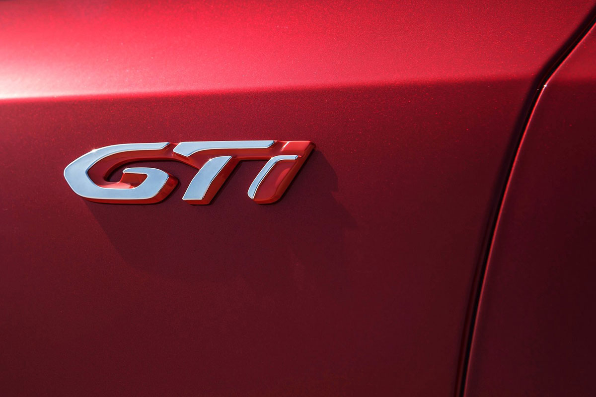 Peugeot 308 GTi 2015