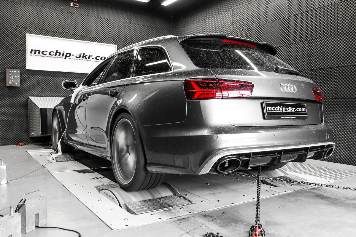 Audi RS6 Avant von Mcchip-DKR 2015