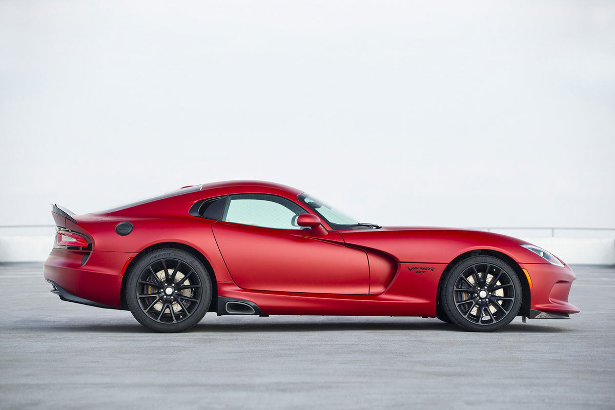 Dodge Viper GTS matt rot 2015