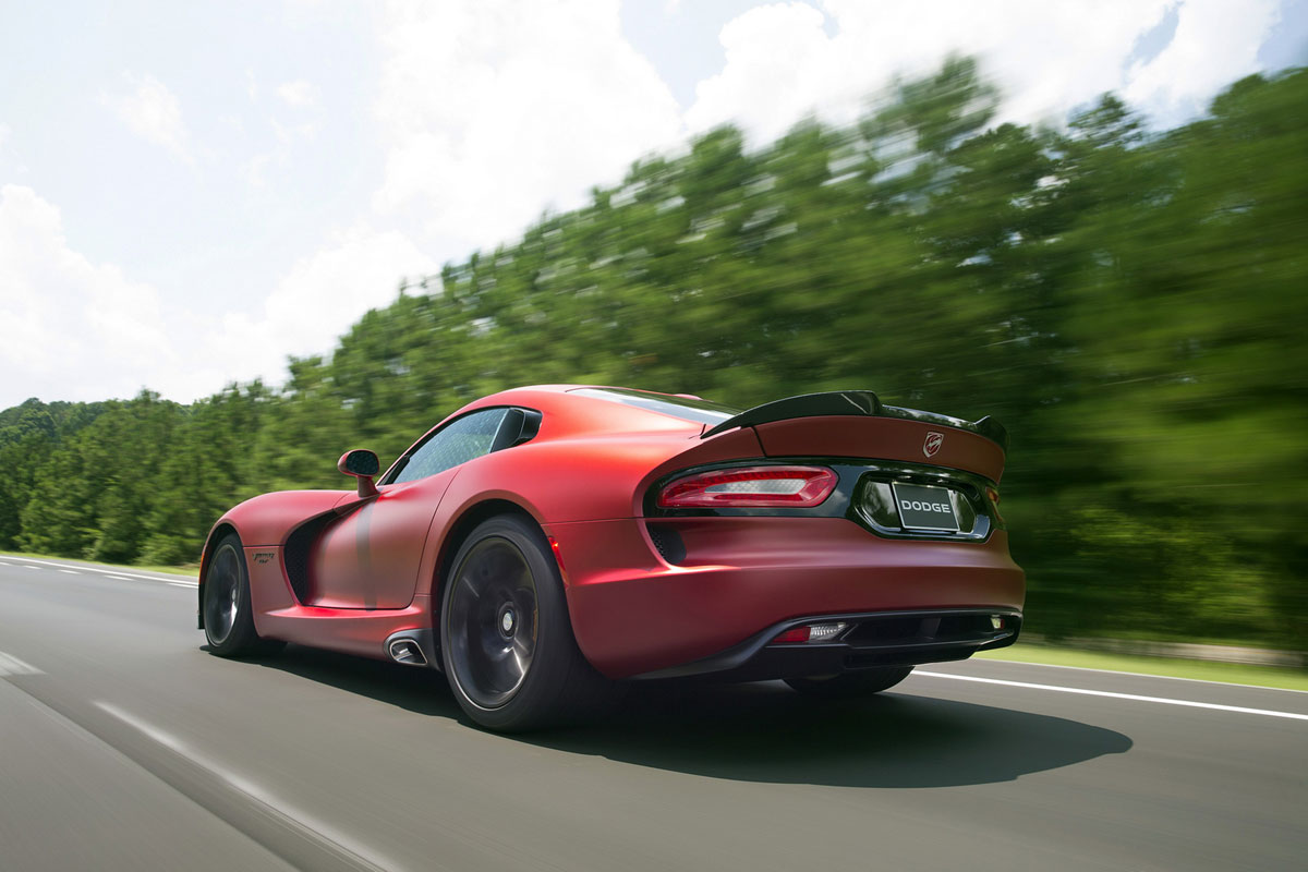 Dodge Viper GTS matt rot 2015