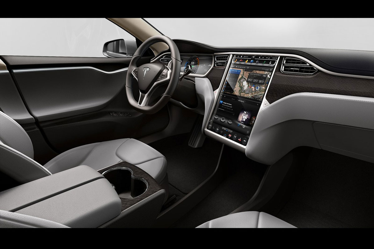 Tesla Model S 2013