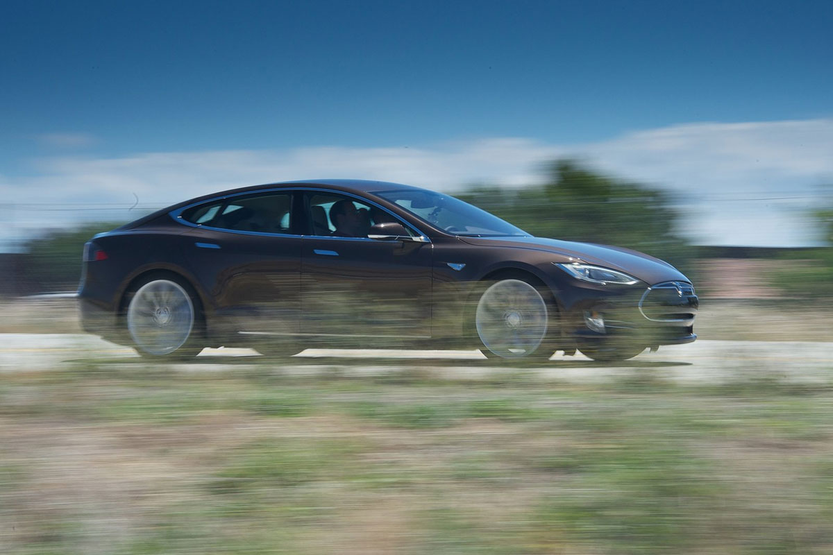 Tesla Model S 2013