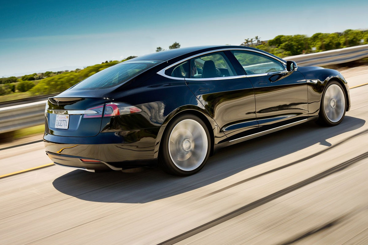 Tesla Model S 2013