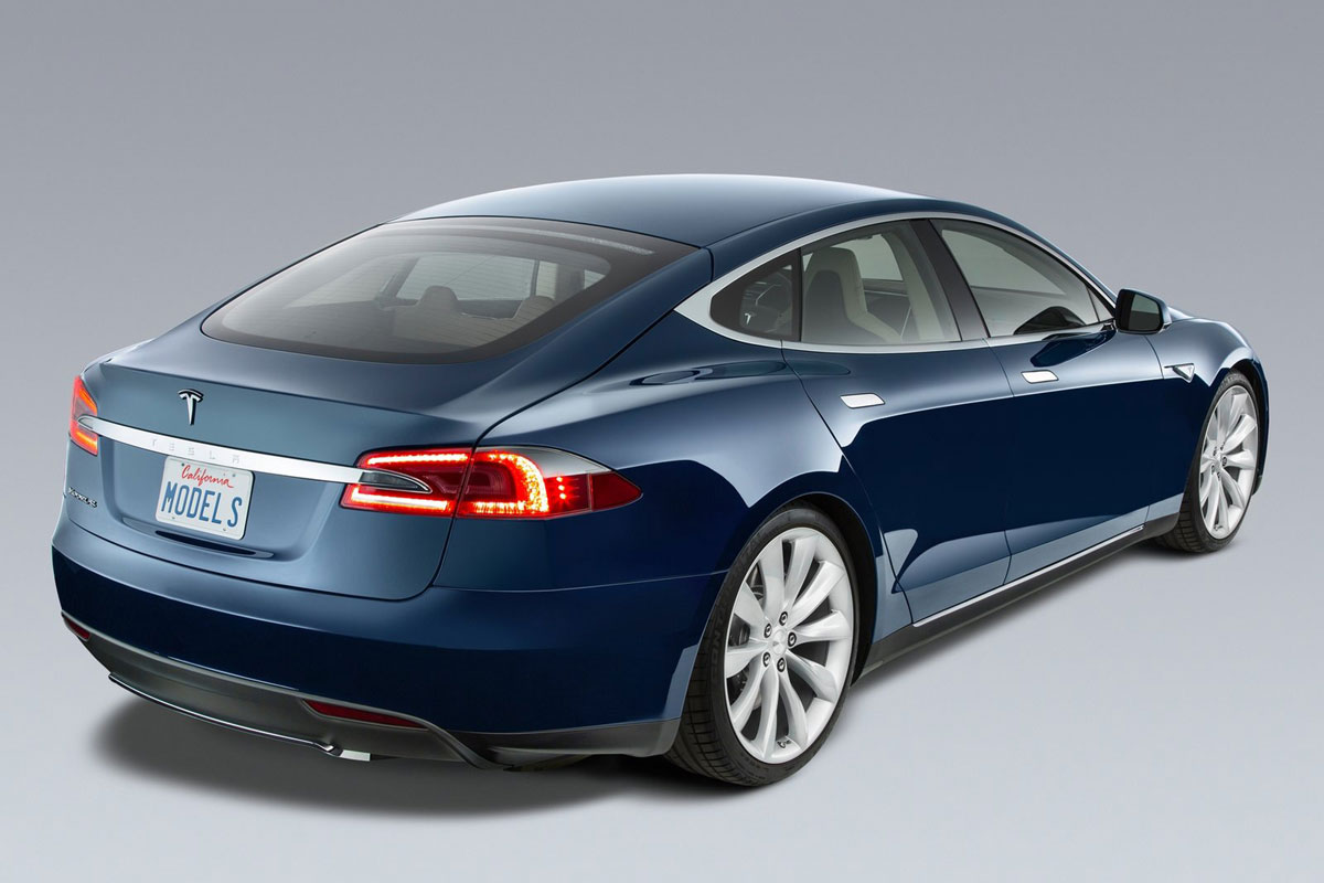 Tesla Model S 2013