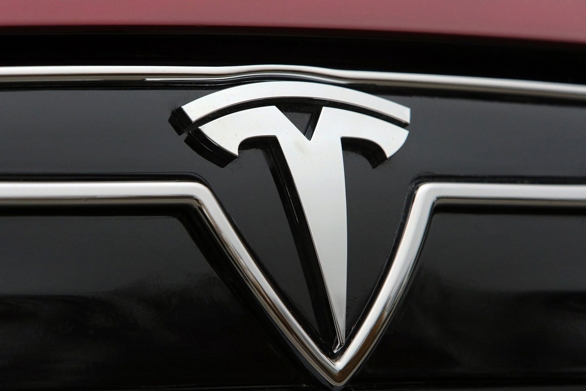 Tesla Model S 2013