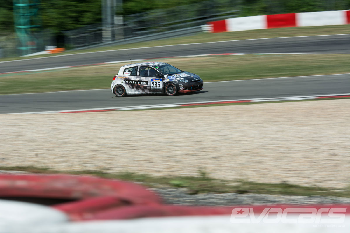 VLN 2015: 4. Rennen