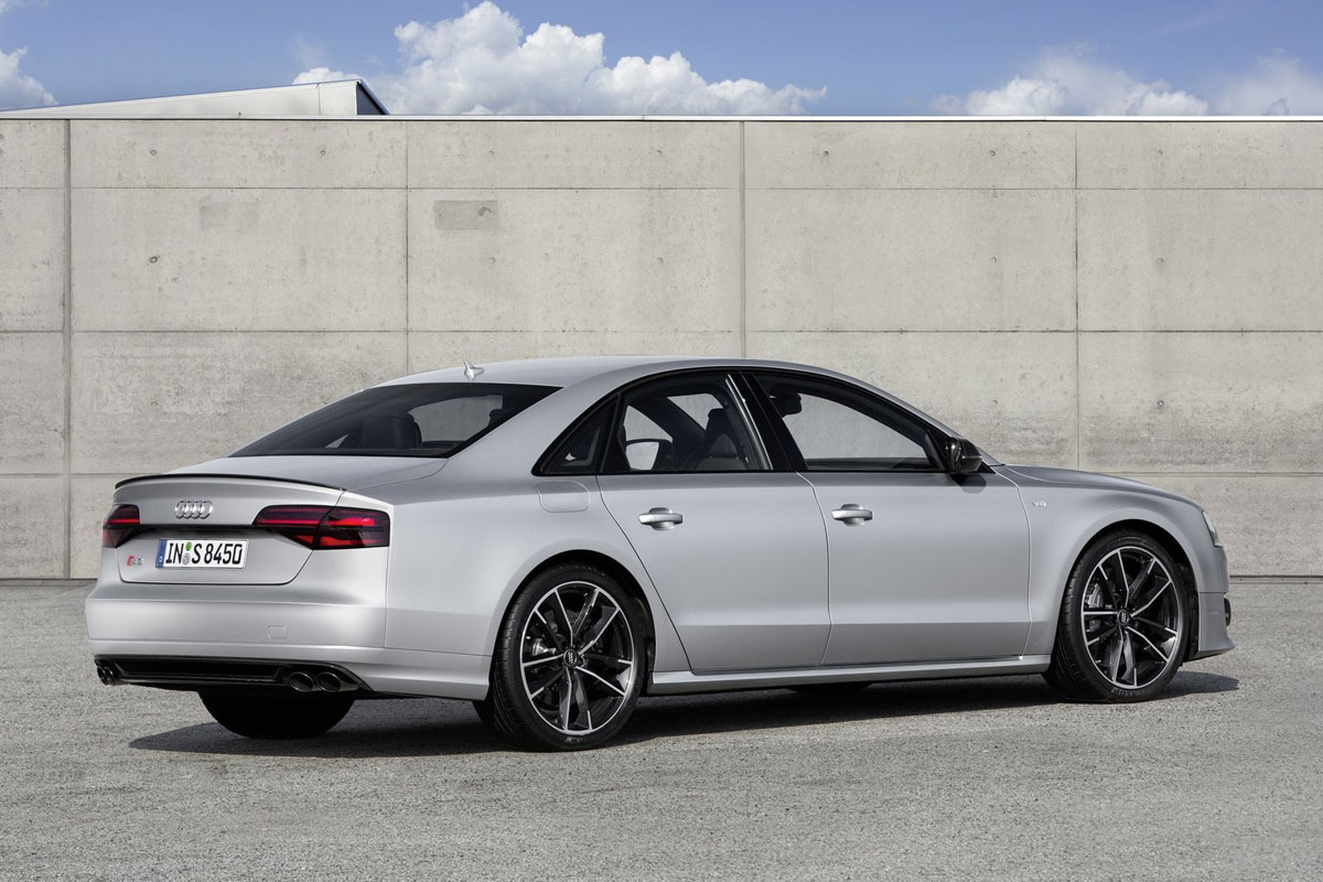 Audi S8 Plus 2015