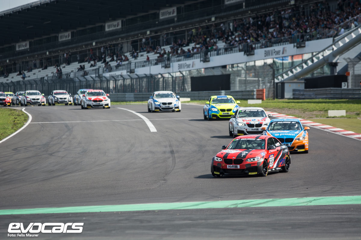 6. VLN-Rennen 2015