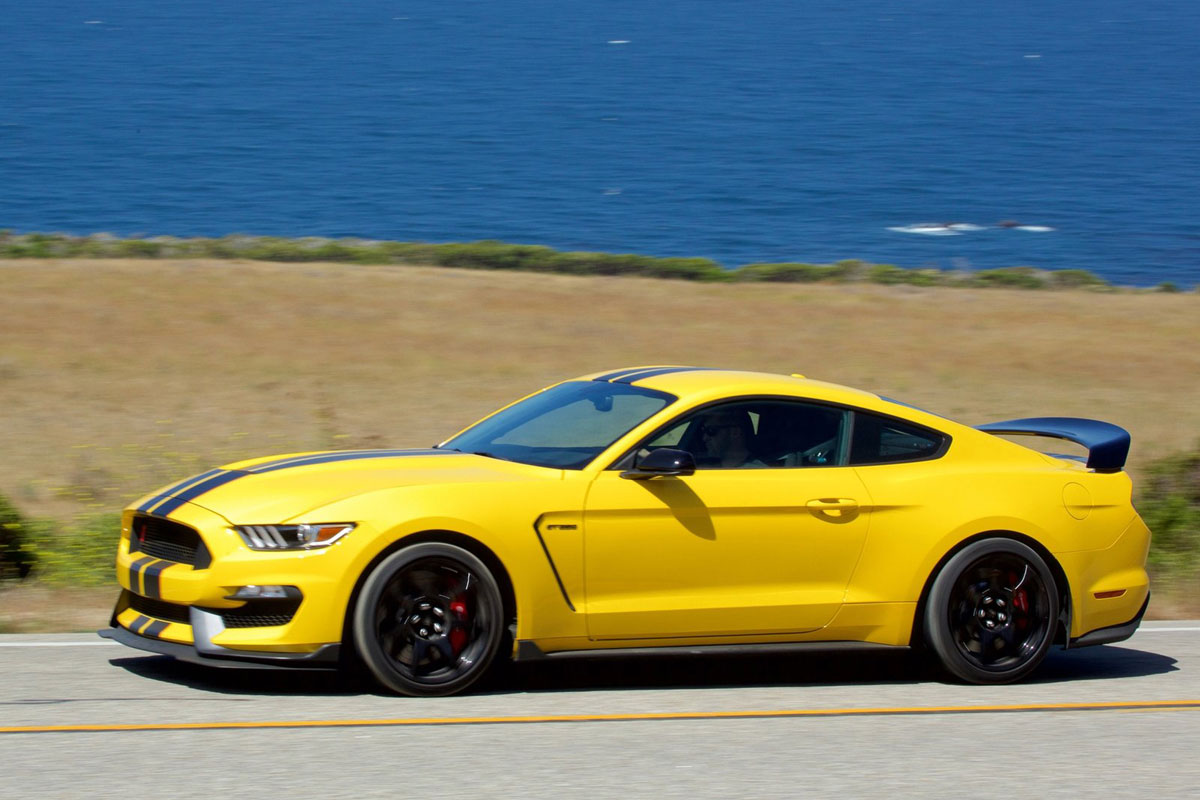 Ford Mustang Shelby GT350R 2015