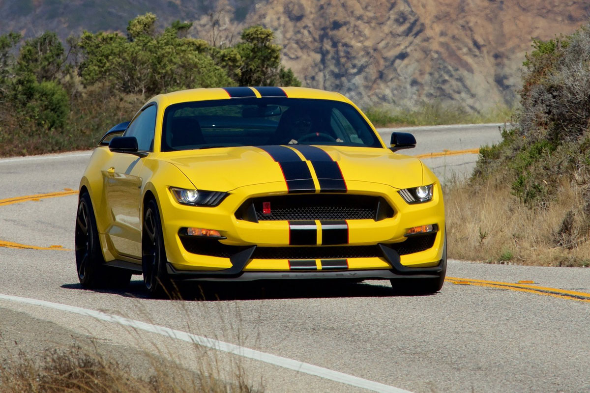 Ford Mustang Shelby GT350R 2015