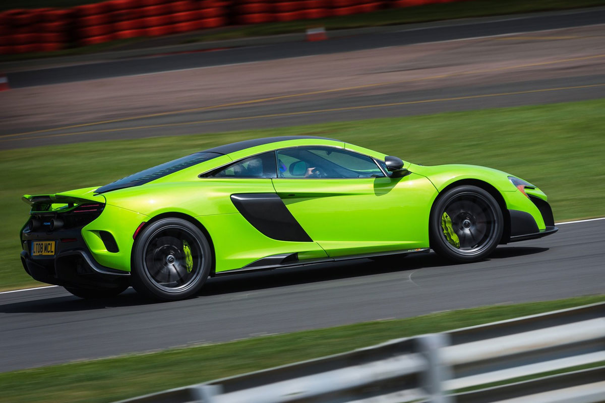 McLaren-675LT_2015-(3)