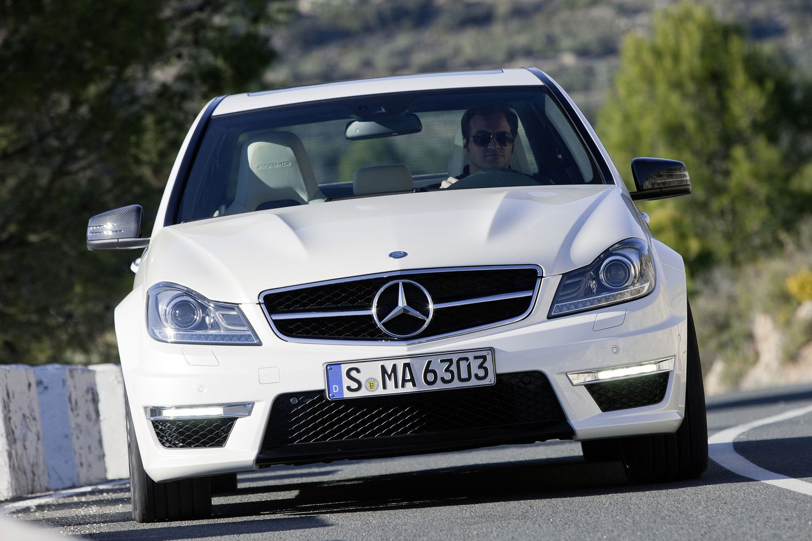 Mercedes C 63 AMG 2011