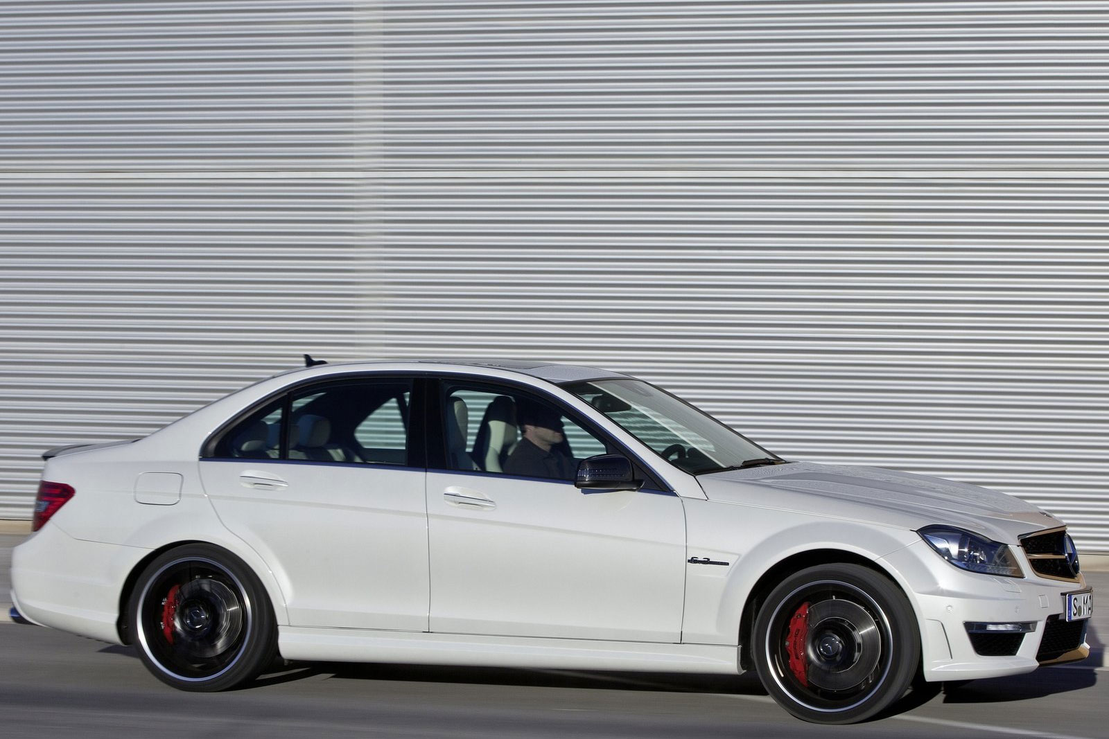 Mercedes C 63 AMG 2011