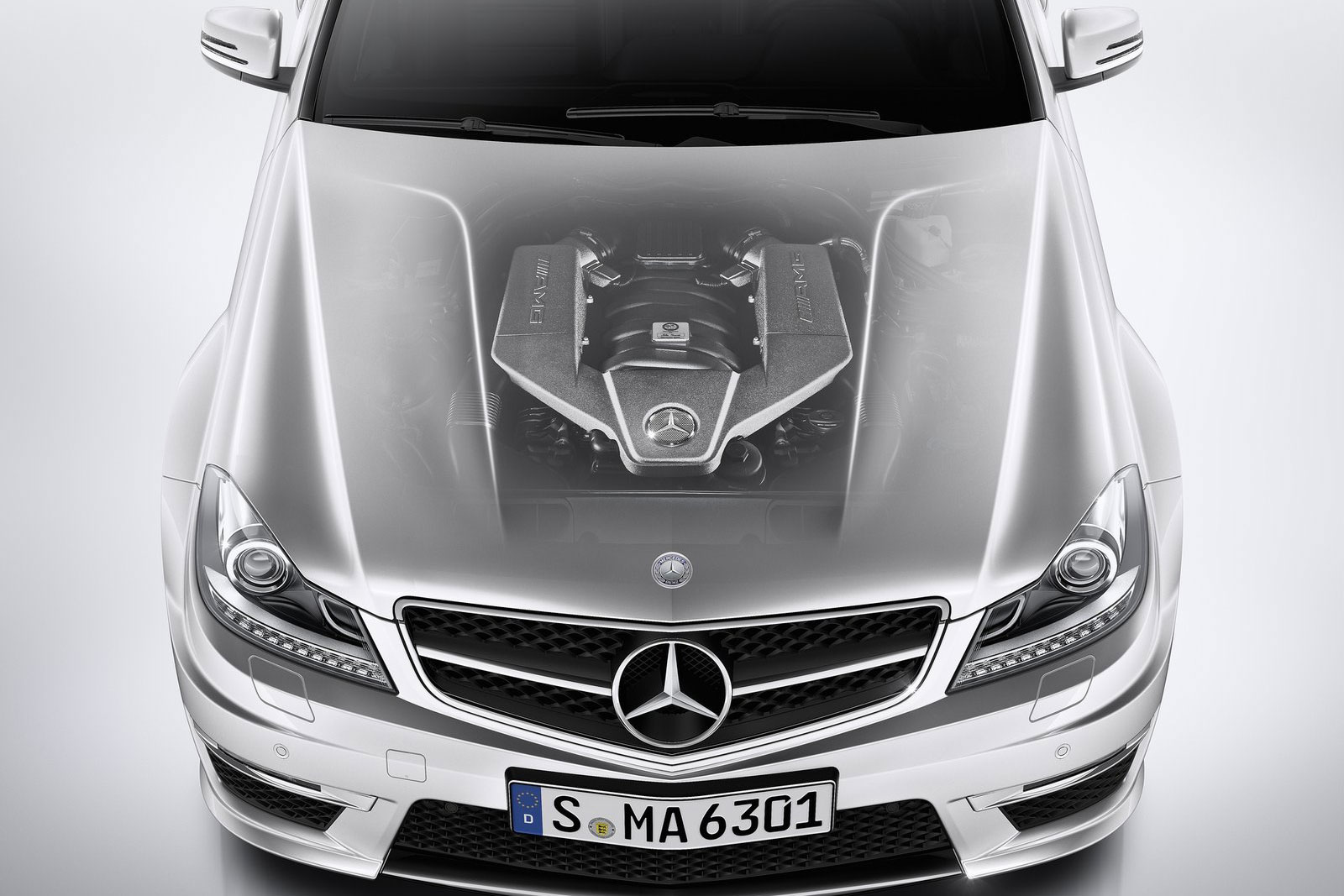 Mercedes C 63 AMG 2011