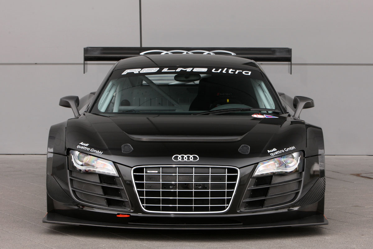 Audi R8 LMS ultra 2011