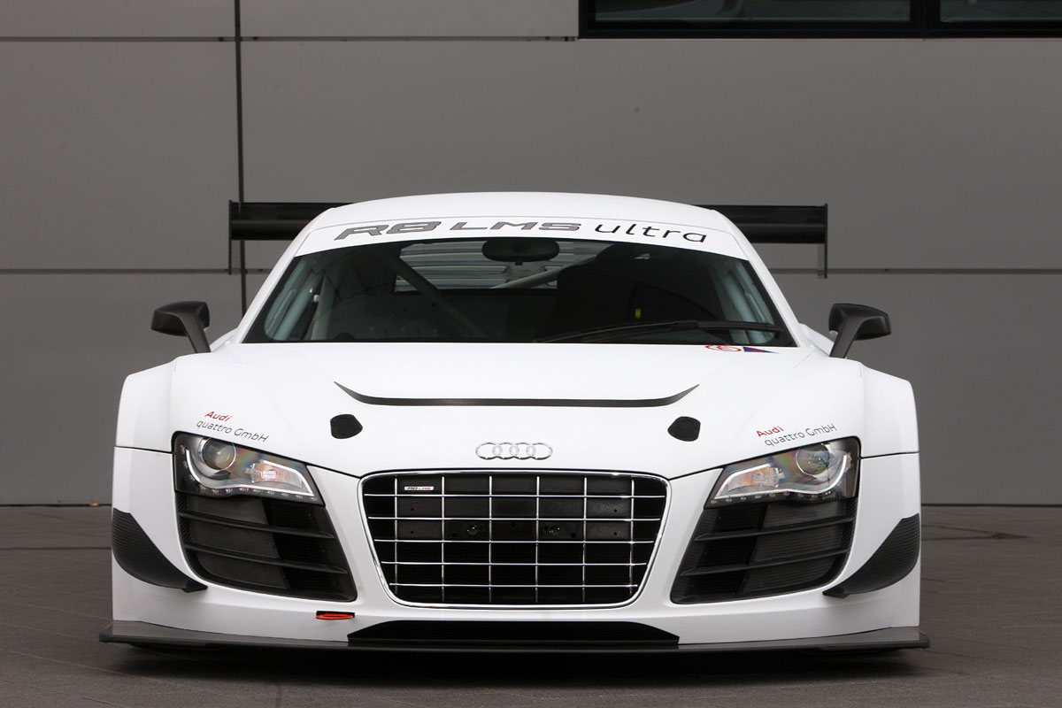 Audi R8 LMS ultra 2011