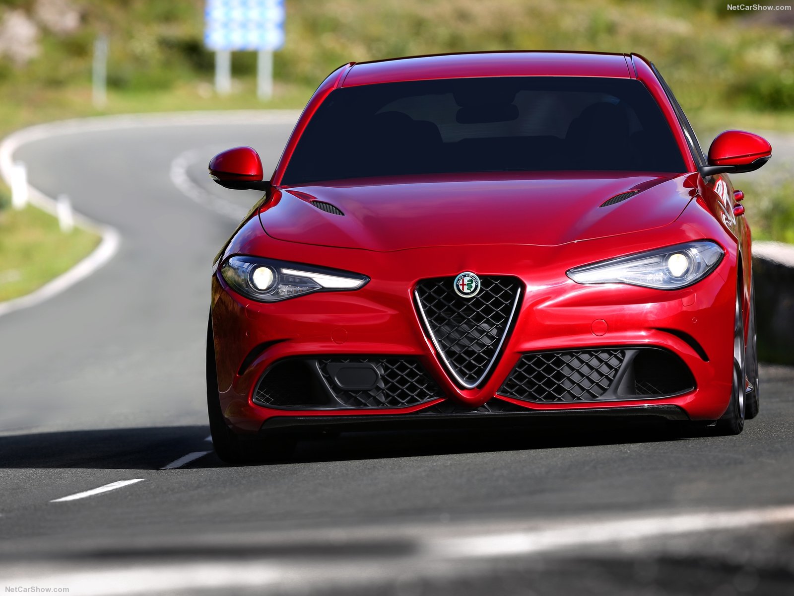 Alfa Romeo Giulia Quadrifoglio 2015